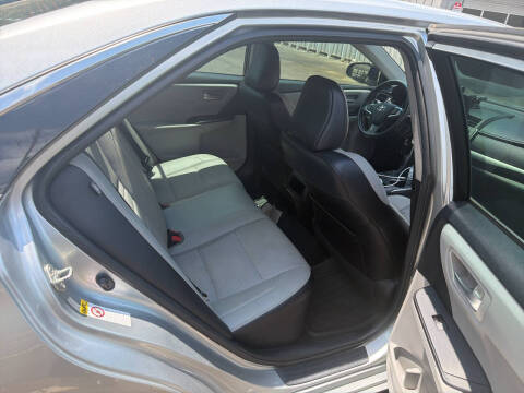 2017 Toyota Camry SE