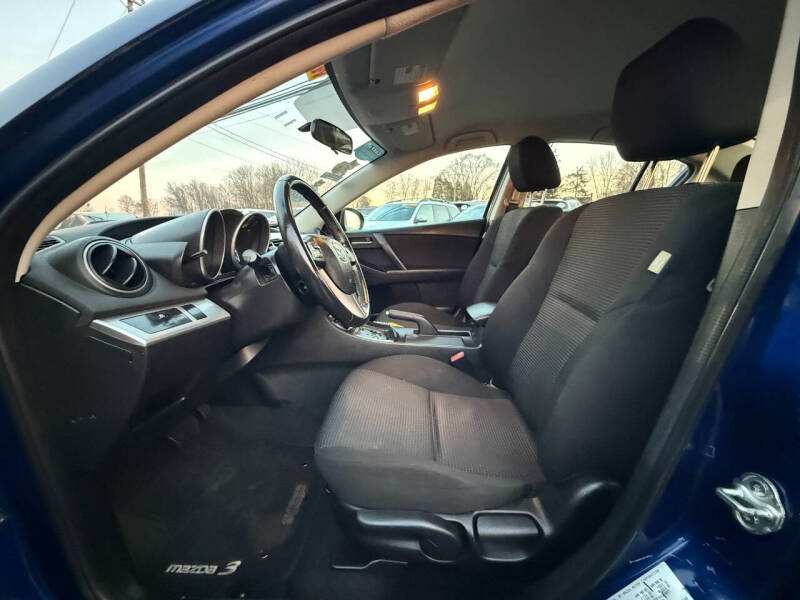 2013 Mazda MAZDA3 i Touring