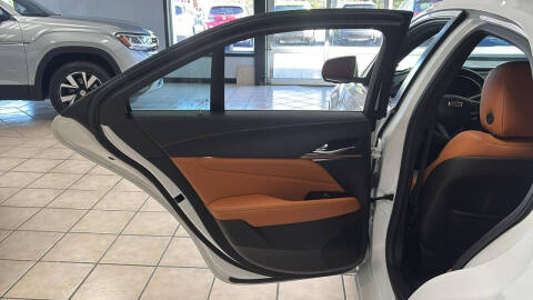 2022 Cadillac CT4 Premium Luxury