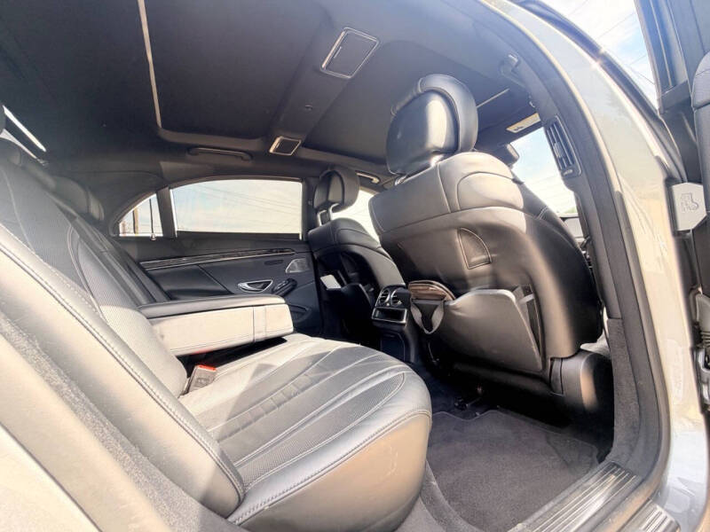 2015 Mercedes-Benz S-Class S 550