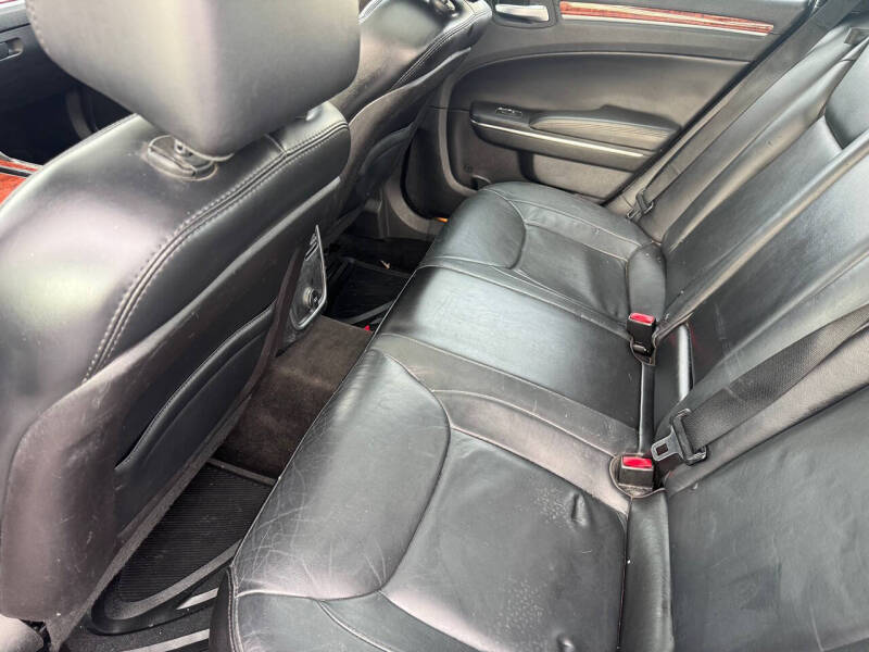 2014 Chrysler 300