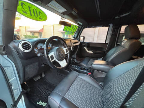 2012 Jeep Wrangler Unlimited Arctic