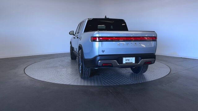2025 Rivian R1T