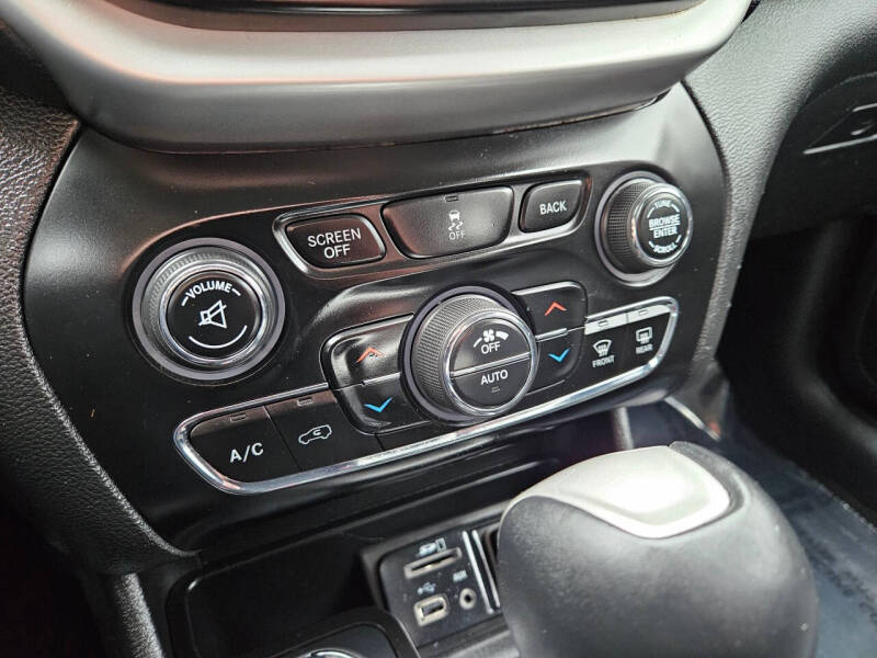 2015 Jeep Cherokee Trailhawk