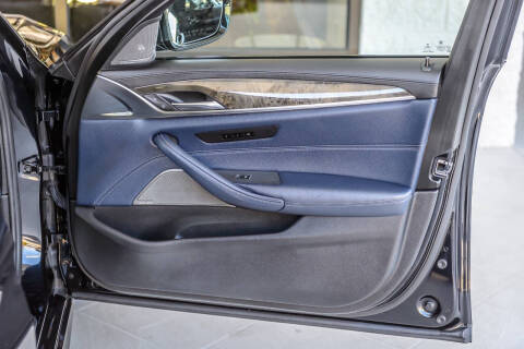 2019 BMW 5 Series 540i