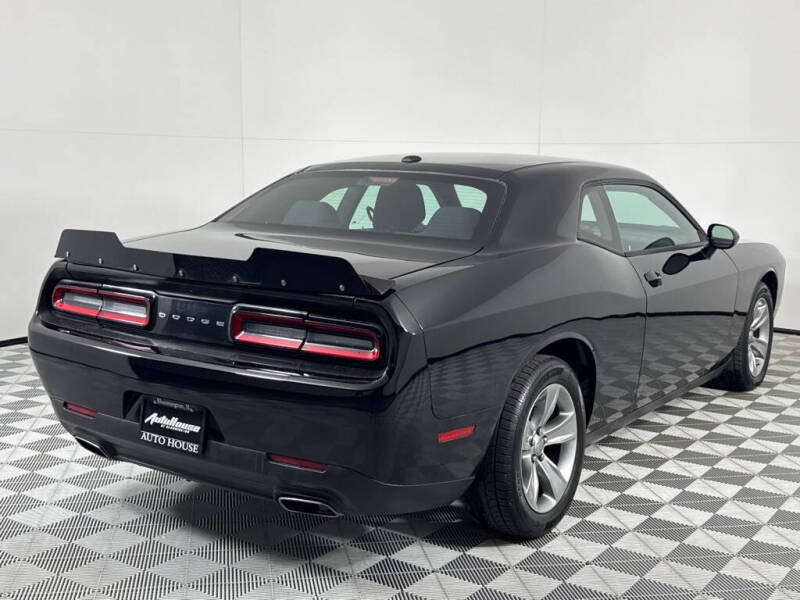 2016 Dodge Challenger SXT