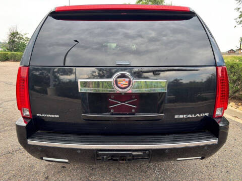 2013 Cadillac Escalade ESV Platinum Edition