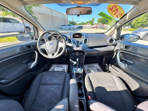 2012 Ford Fiesta SE