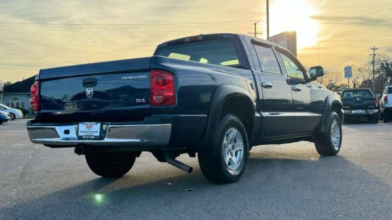 2005 Dodge Dakota SLT