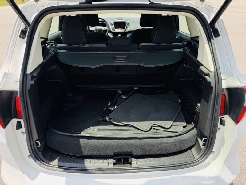 2015 Ford C-MAX Hybrid SE