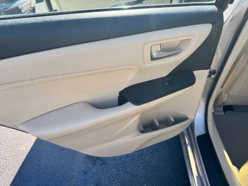 2017 Toyota Camry XLE V6