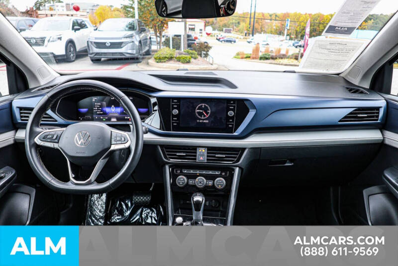 2024 Volkswagen Taos SE