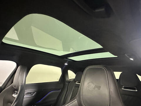 2020 Jaguar F-PACE SVR