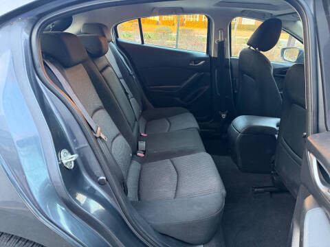 2016 Mazda MAZDA3 i Touring