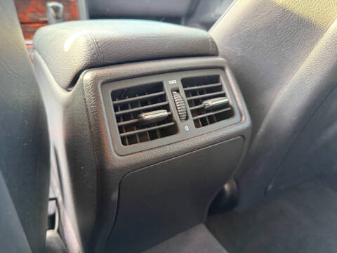 2001 Mercedes-Benz E-Class E 320