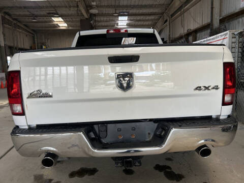 2015 RAM 1500 SLT