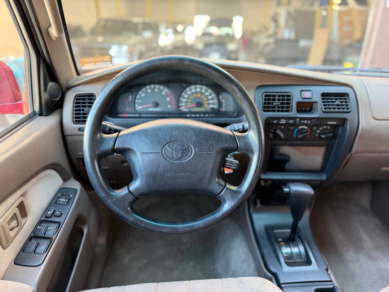 2002 Toyota 4Runner SR5