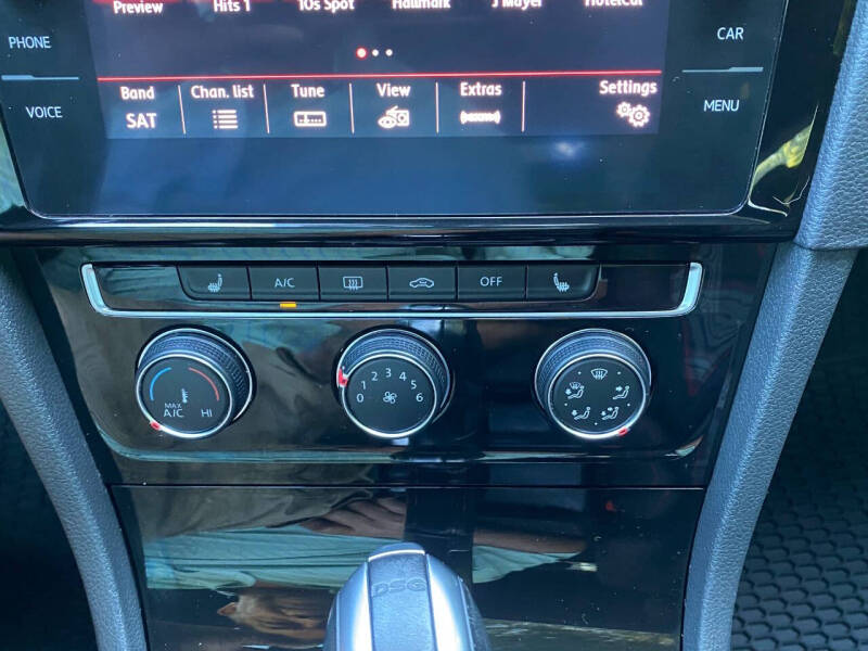 2018 Volkswagen Golf GTI S