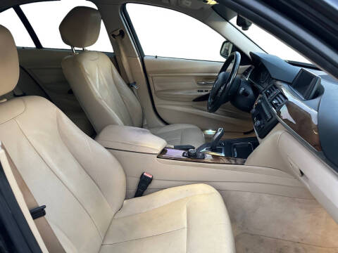 2013 BMW 3 Series 328i