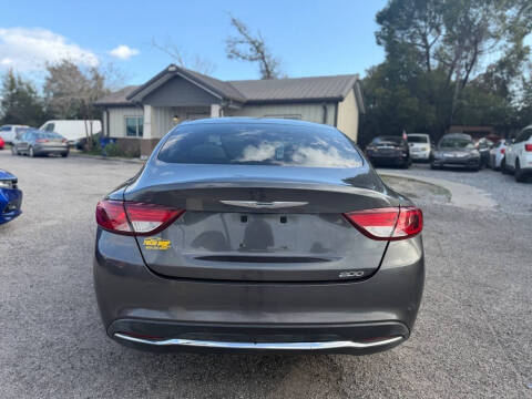 2015 Chrysler 200 Limited