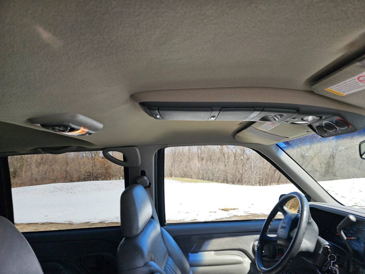 1999 GMC Suburban 184