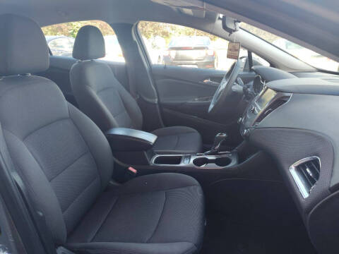 2017 Chevrolet Cruze LT Auto