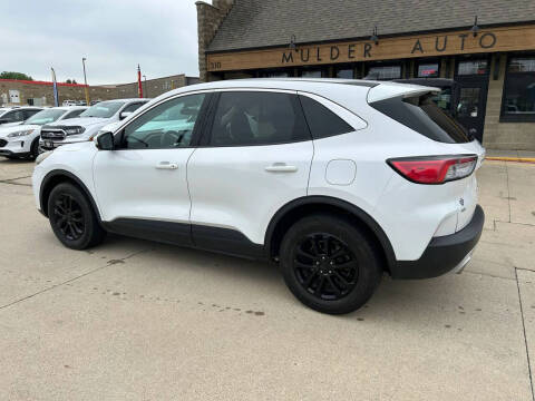 2020 Ford Escape SE