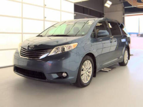 2015 Toyota Sienna XLE Premium 7-Passenger
