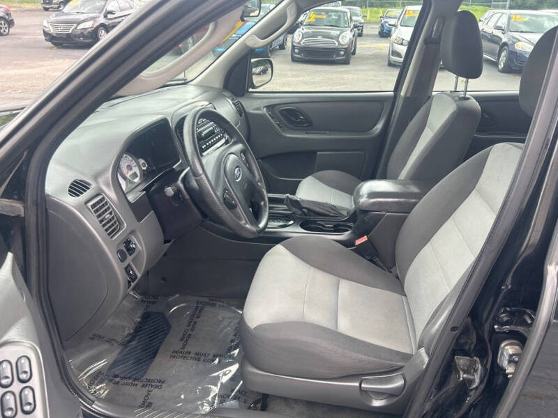 2007 Ford Escape XLS