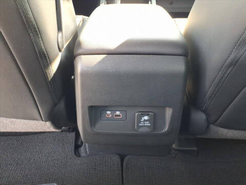 2024 Nissan Frontier SL