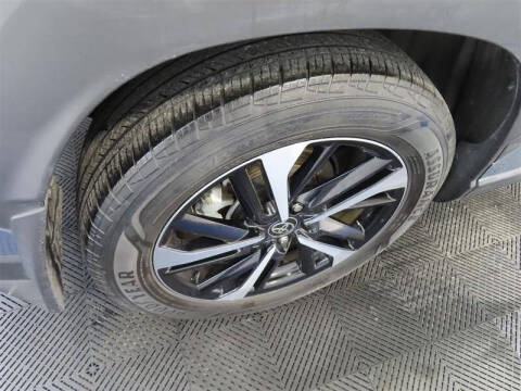 2024 Toyota Corolla Cross Hybrid XSE