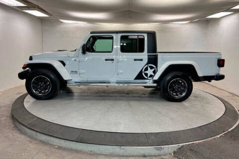 2022 Jeep Gladiator Overland