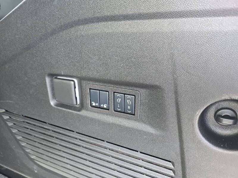 2025 GMC Yukon XL Denali Ultimate