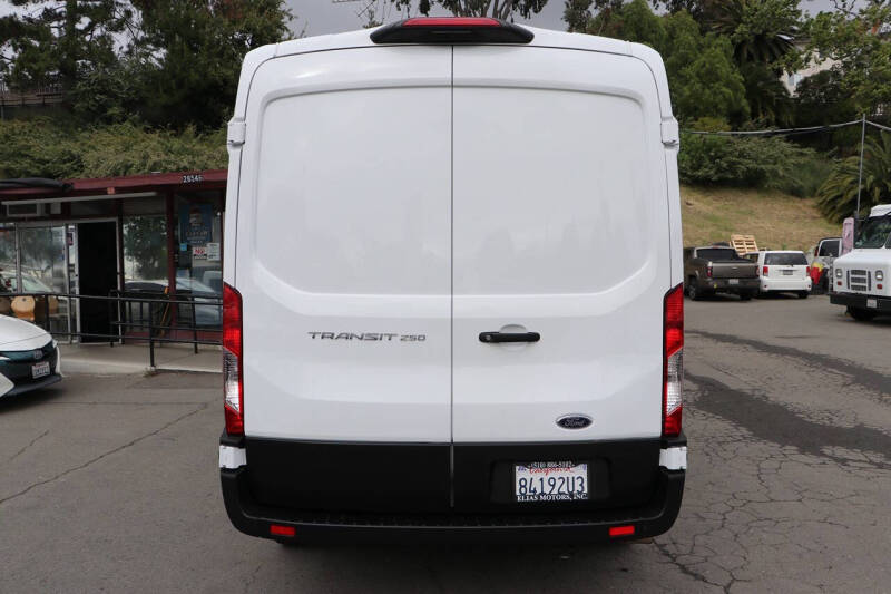 2023 Ford Transit 250