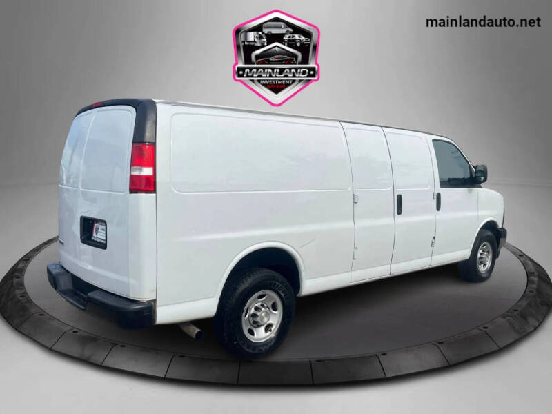 2021 Chevrolet Express 2500
