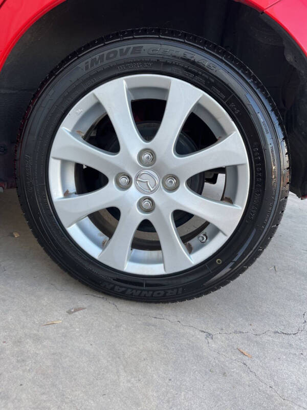 2012 Mazda MAZDA2 Touring