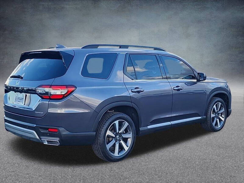 2023 Honda Pilot Touring