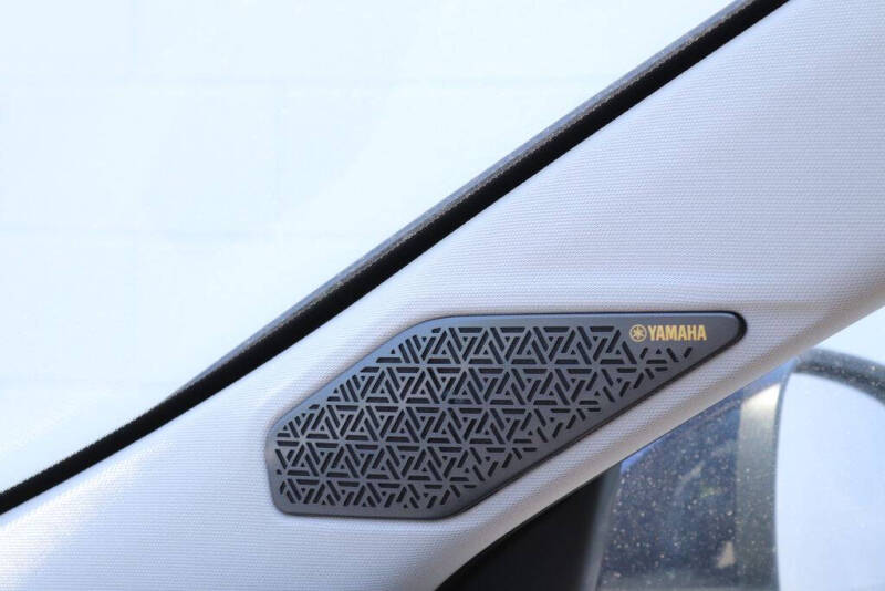 2026 Mitsubishi Outlander PHEV SE