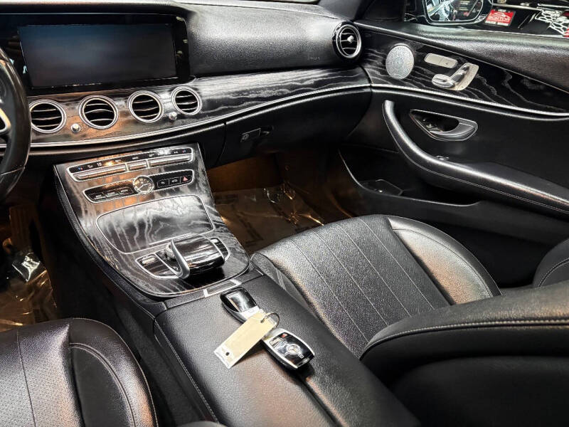 2019 Mercedes-Benz E-Class E 300