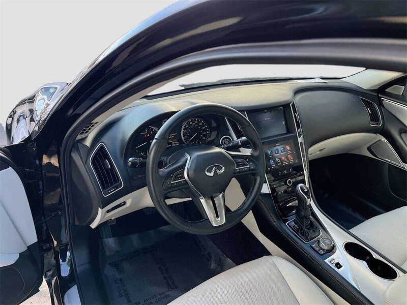 2023 Infiniti Q50 Luxe