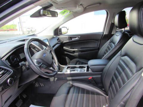 2023 Ford Edge