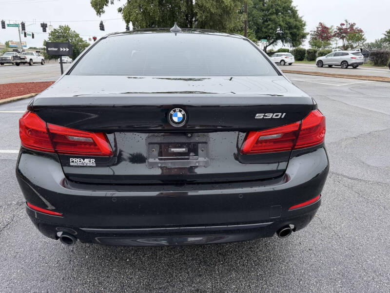 2019 BMW 5 Series 530i
