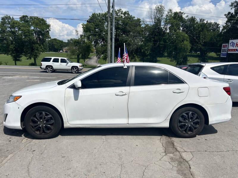 2013 Toyota Camry LE