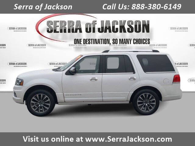 2017 Lincoln Navigator Select