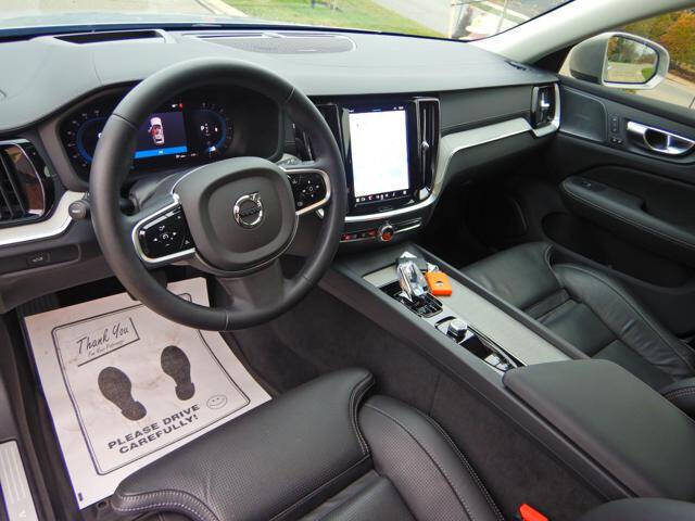 2025 Volvo V60 Cross Country B5 Ultra