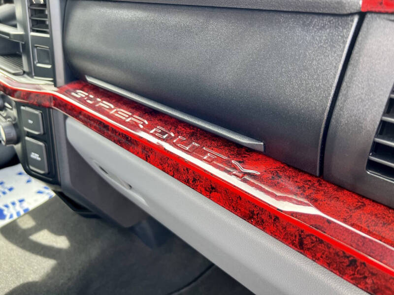 2024 Ford F-350 Super Duty XLT