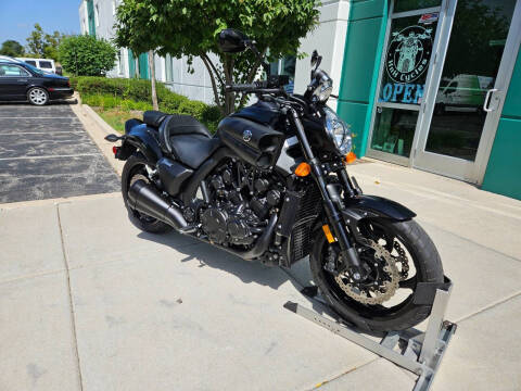 2019 Yamaha VMAX Matte Raven Black