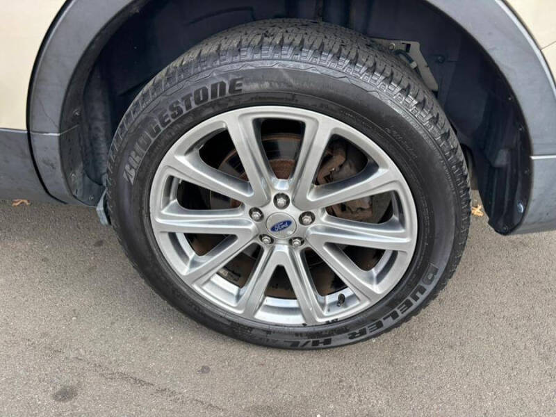 2017 Ford Explorer Limited