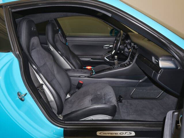2019 Porsche 911 Carrera GTS