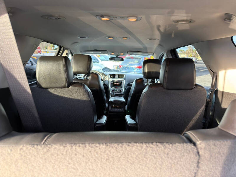 2016 GMC Acadia SLT-1